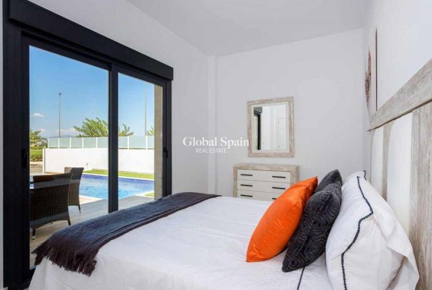 New Build - VILLA -
DAYA NUEVA - CENTRO