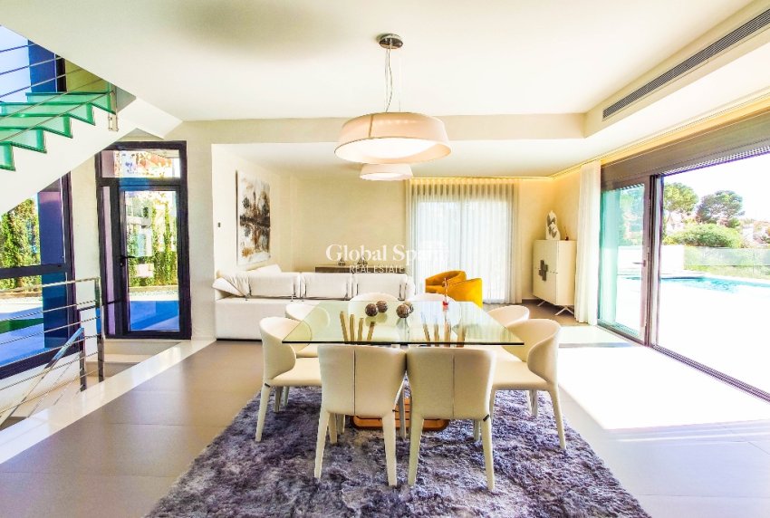 New Build - Villa -
DEHESA DE CAMPOAMOR