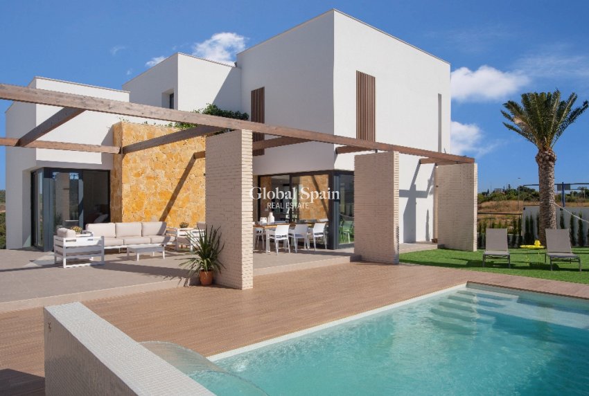 New Build - Villa -
DEHESA DE CAMPOAMOR