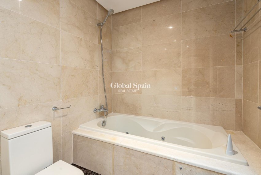 New Build - VILLA -
ESTEPONA - Azata Golf Estepona Oeste