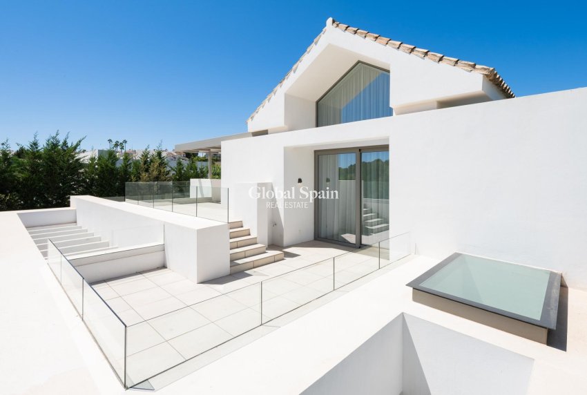 New Build - VILLA -
ESTEPONA - Paraiso Alto