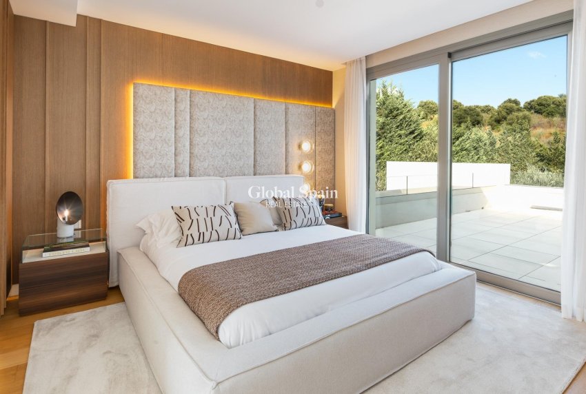 New Build - VILLA -
ESTEPONA - Paraiso Alto