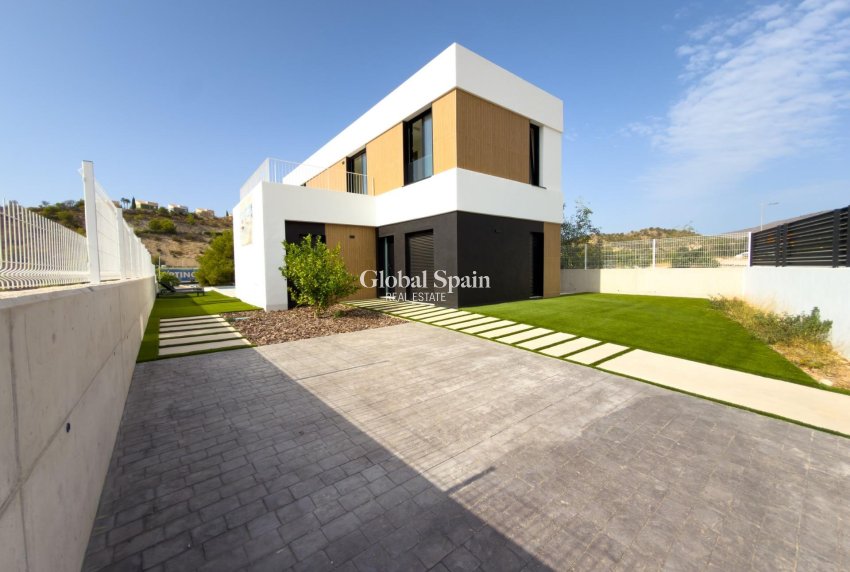 New Build - VILLA -
FINESTRAT