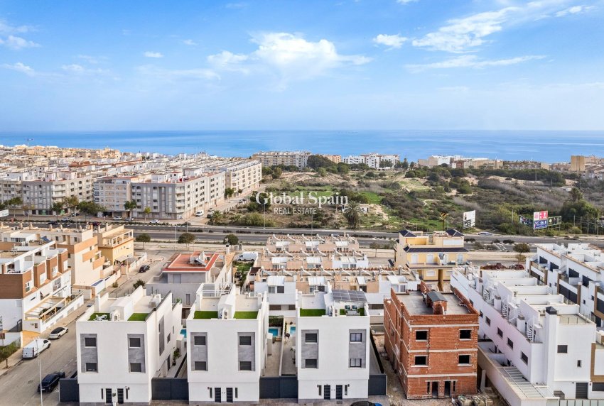 New Build - Villa -
GUARDAMAR DEL SEGURA