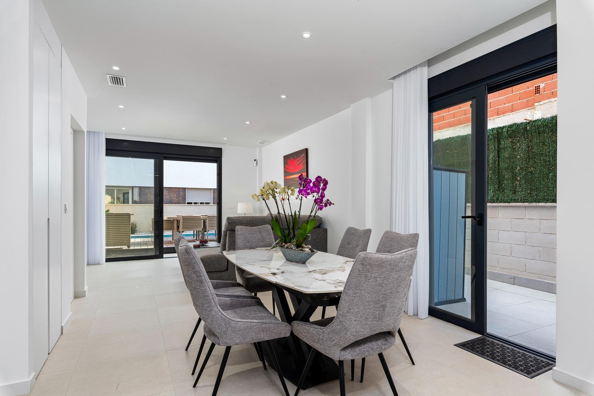 New Build - Villa -
GUARDAMAR DEL SEGURA