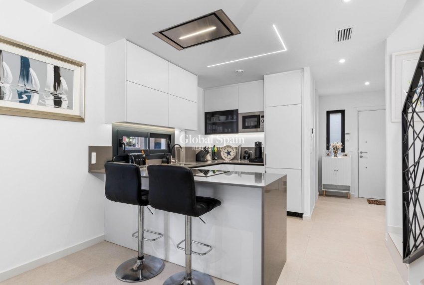 New Build - Villa -
GUARDAMAR DEL SEGURA