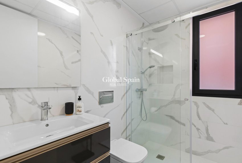 New Build - Villa -
GUARDAMAR DEL SEGURA