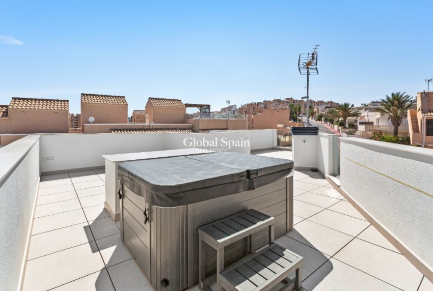 New Build - Villa -
LA MATA