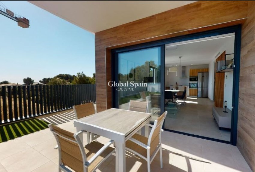 New Build - VILLA -
LA NUCÍA - Urb. Don Mar