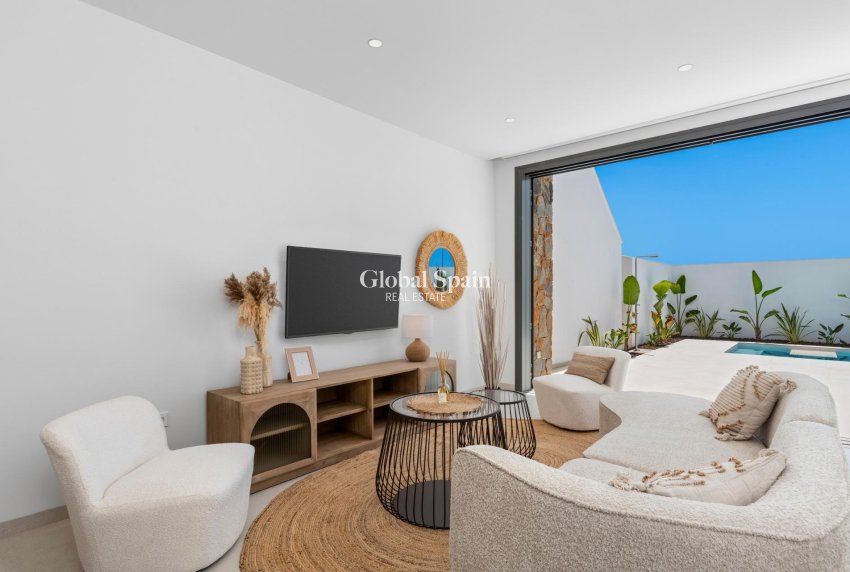 New Build - VILLA -
LOS ALCÁZARES