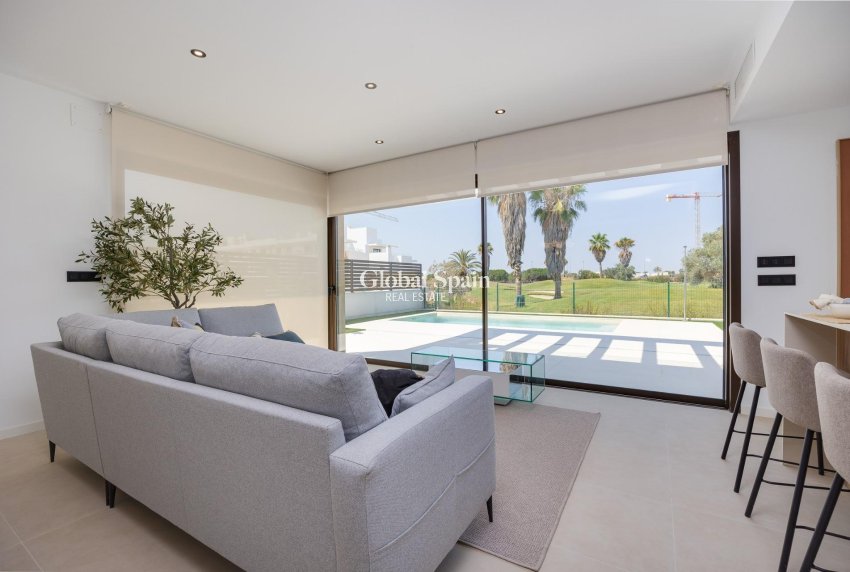 New Build - VILLA -
LOS ALCÁZARES