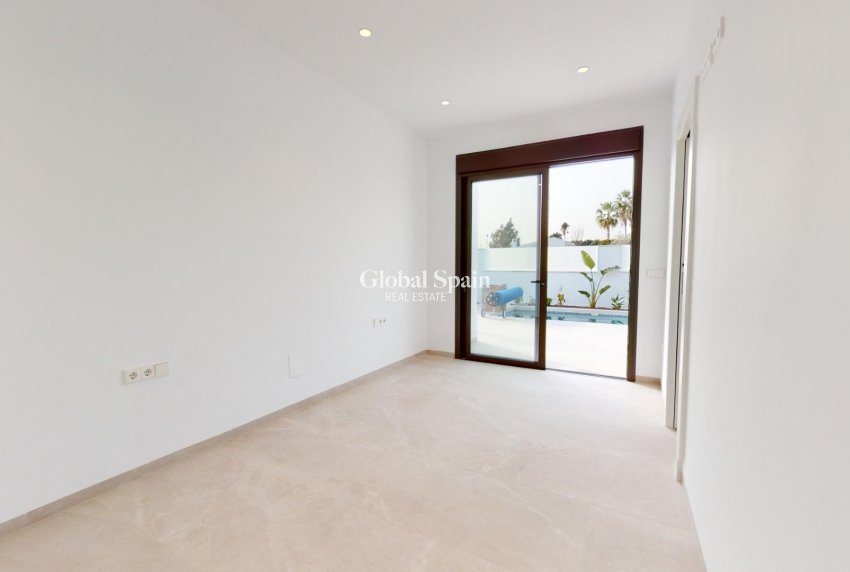 New Build - VILLA -
LOS ALCÁZARES