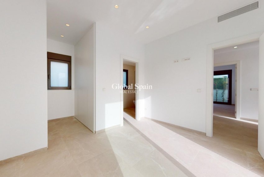 New Build - VILLA -
LOS ALCÁZARES
