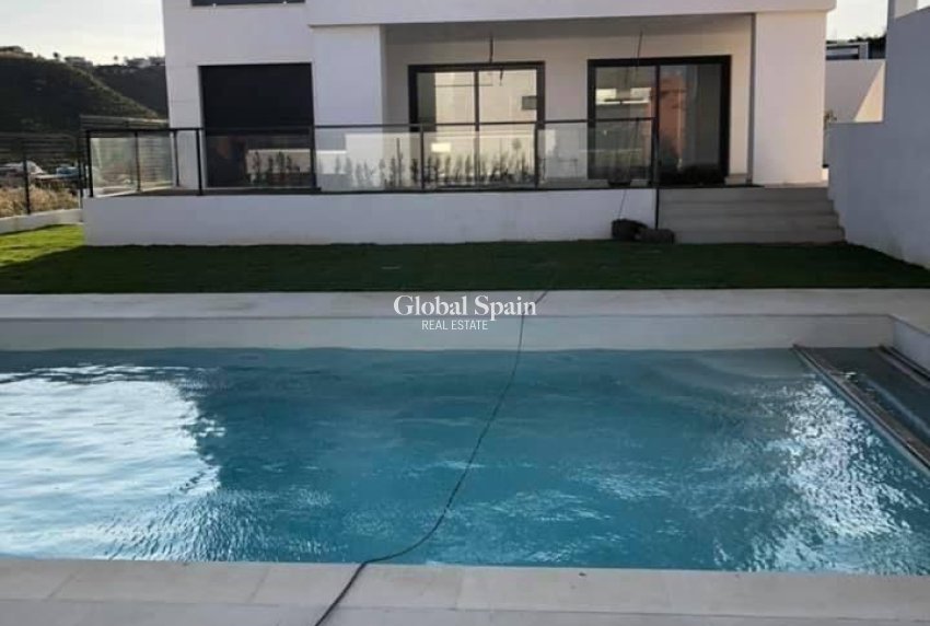 New Build - VILLA -
MANILVA - La Duquesa