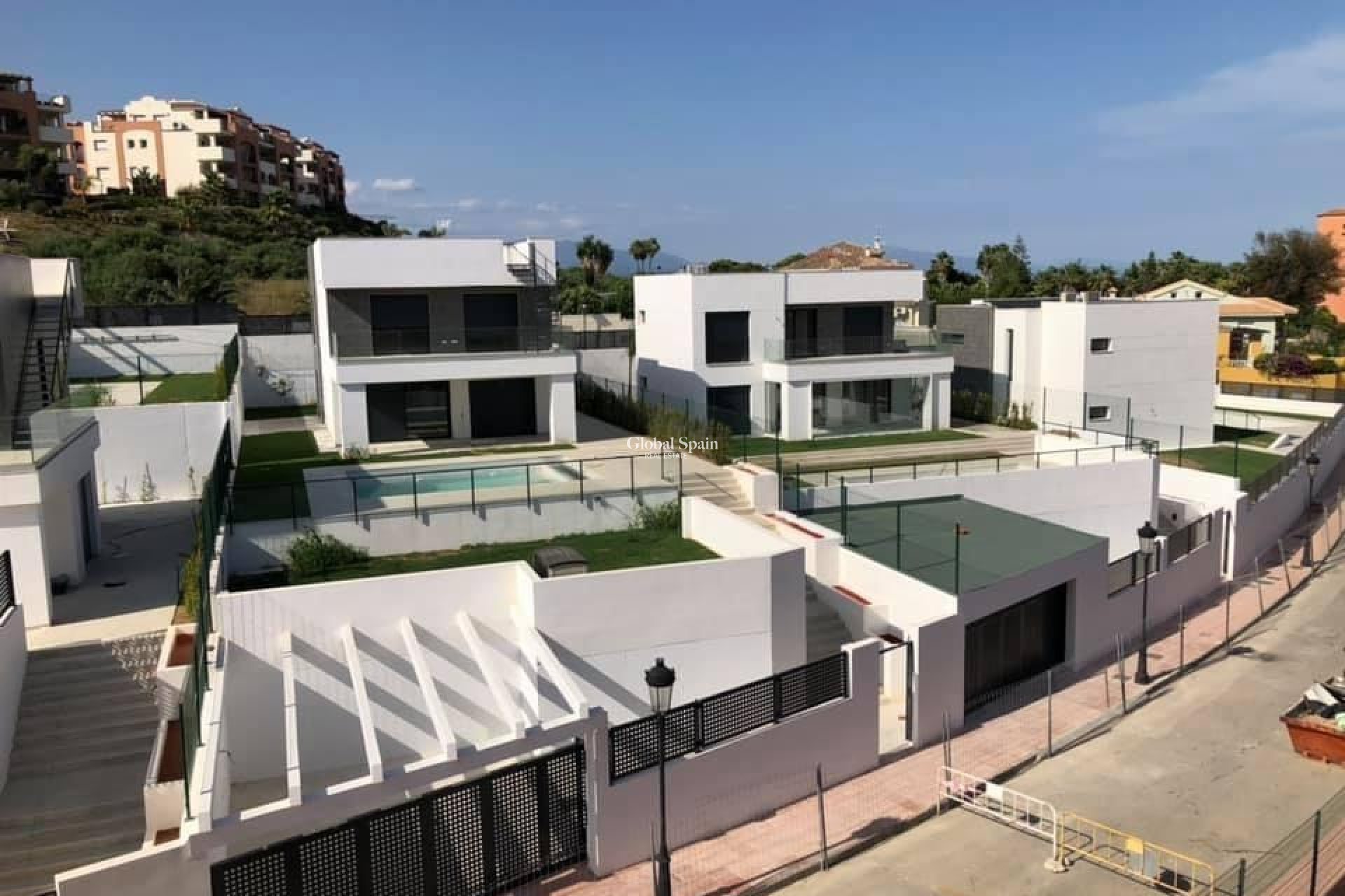 New Build - VILLA -
MANILVA - La Duquesa