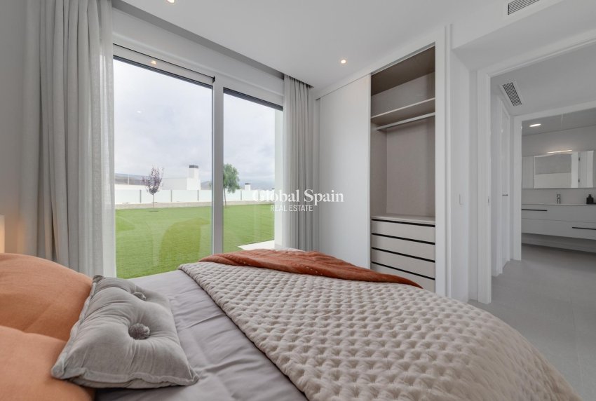 New Build - Villa -
MUTXAMEL