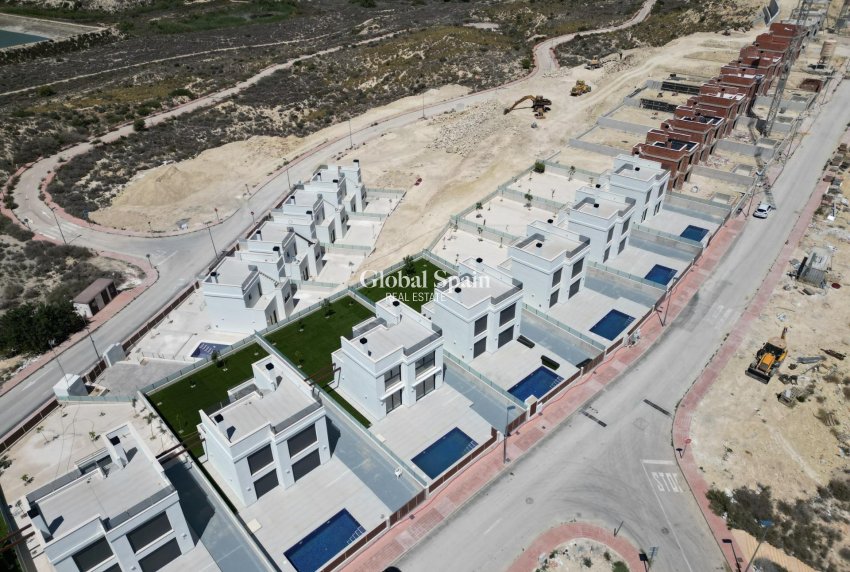 New Build - Villa -
MUTXAMEL