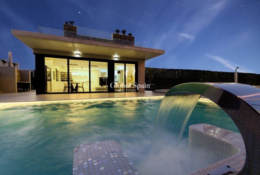 New Build - Villa -
ORIHUELA COSTA - CAMPOAMOR