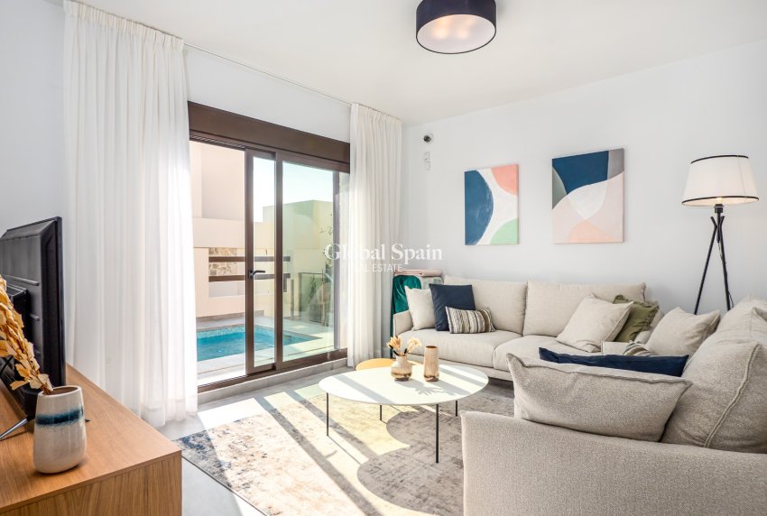 New Build - VILLA -
ORIHUELA COSTA - VILLAMARTÍN