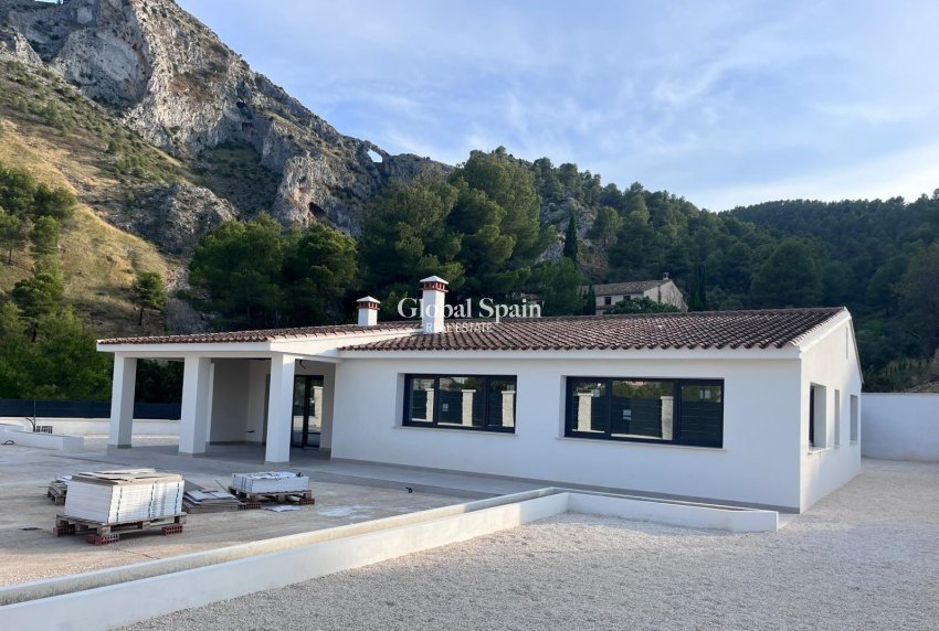 New Build - VILLA -
PENÀGUILA - El Olivar