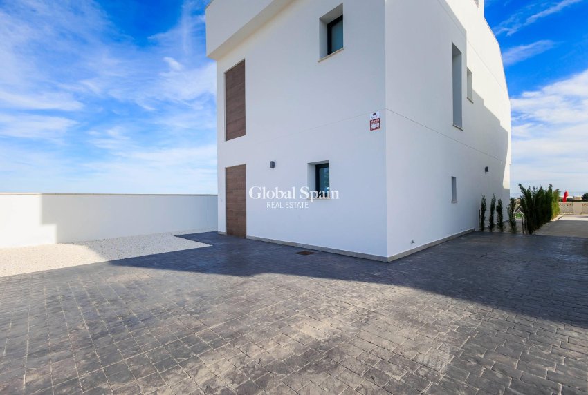 New Build - VILLA -
PILAR DE LA HORADADA - Lo Romero Golf