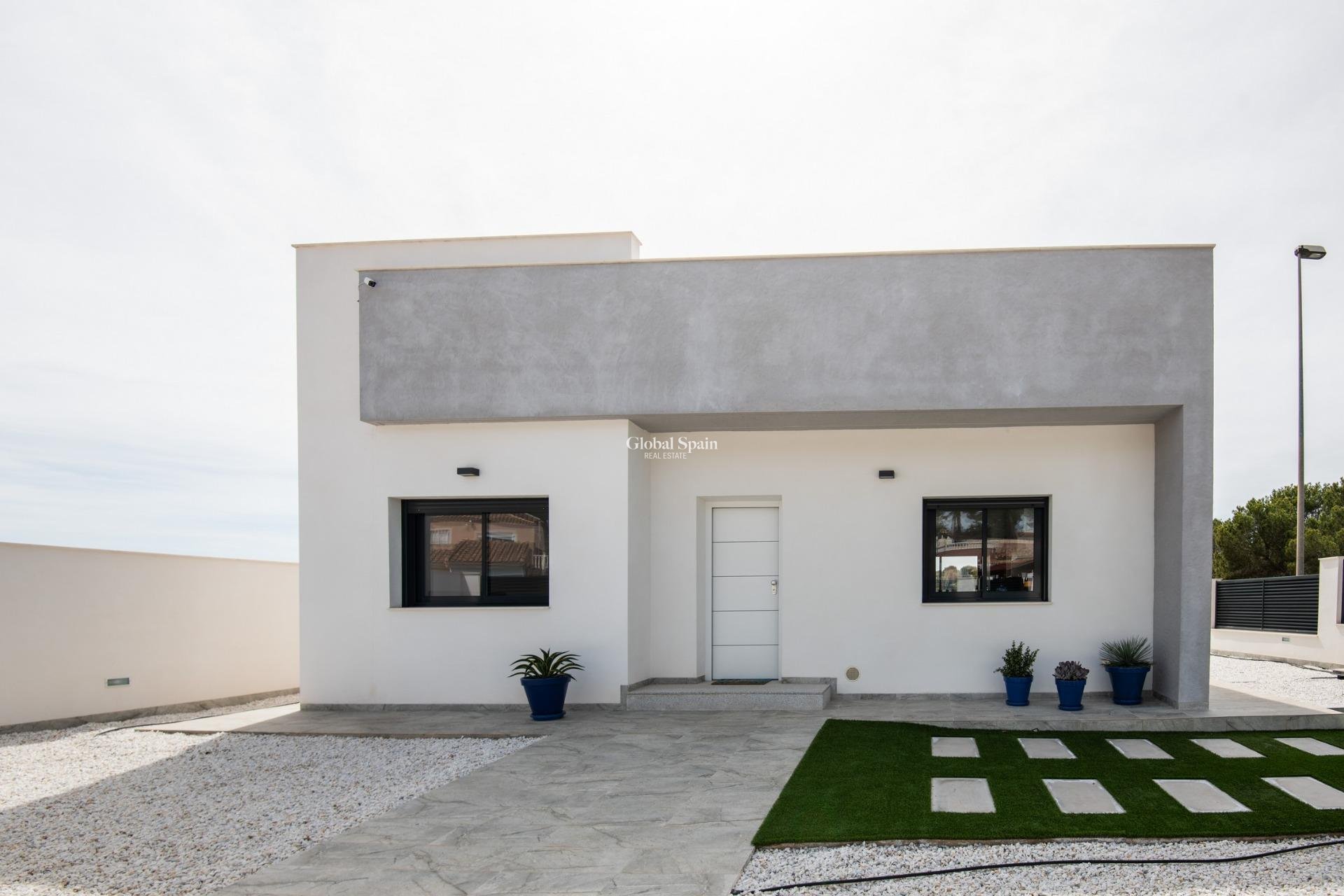 New Build - Villa -
PILAR DE LA HORADADA - Pinar de Campoverde
