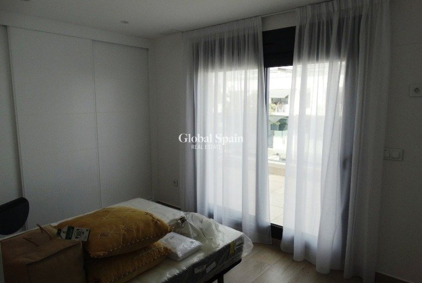 New Build - VILLA -
PILAR DE LA HORADADA - pueblo