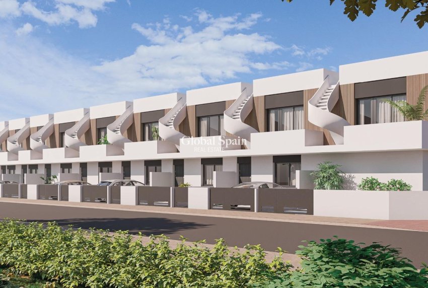New Build - VILLA -
PILAR DE LA HORADADA - pueblo