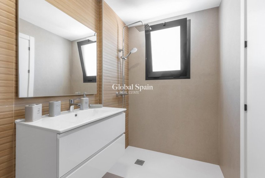 New Build - VILLA -
RAFAL - pueblo