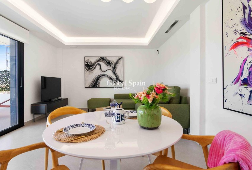 New Build - Villa -
ROJALES - Benimar