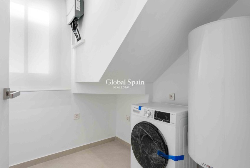 New Build - VILLA -
ROJALES - Benimar