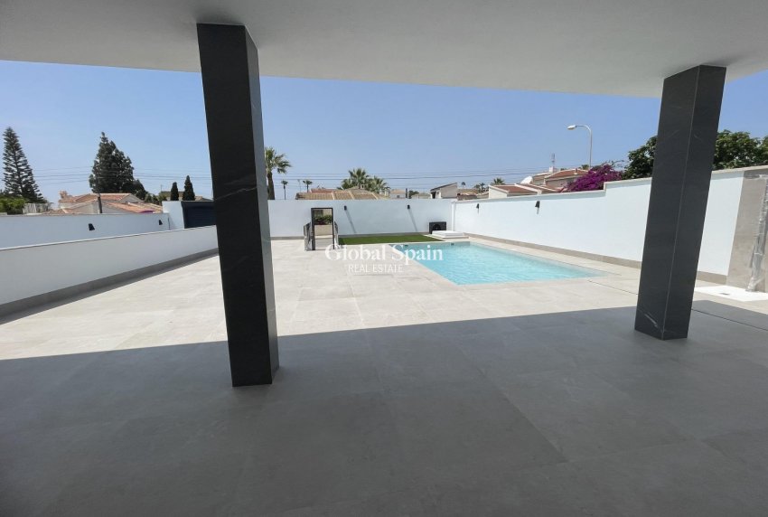 New Build - Villa -
ROJALES - Ciudad Quesada