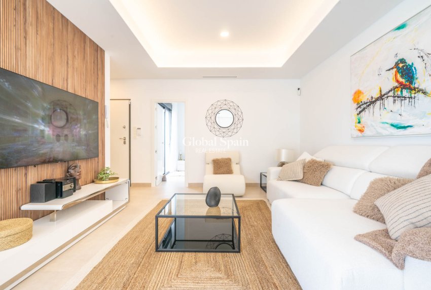 New Build - Villa -
ROLDÁN