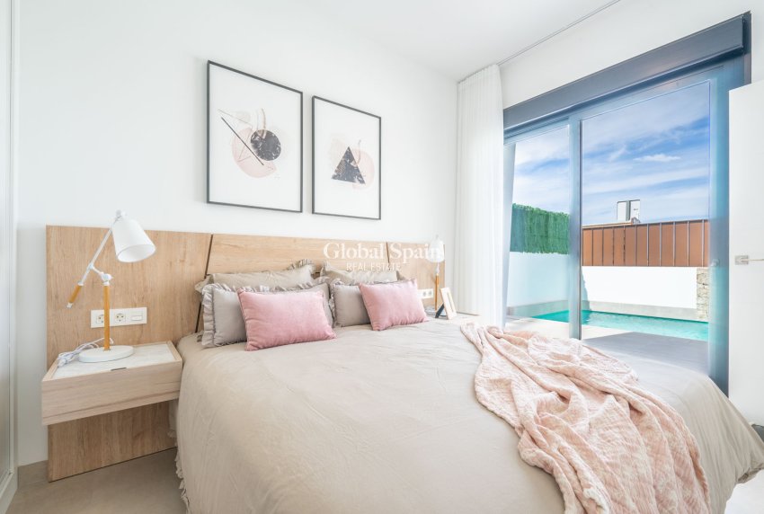 New Build - Villa -
ROLDÁN