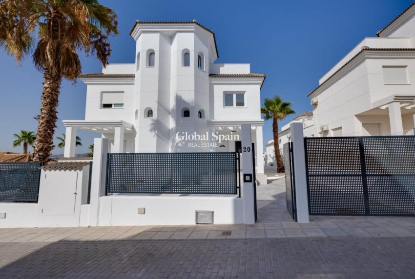 New Build - VILLA -
SAN FULGENCIO - El Oasis