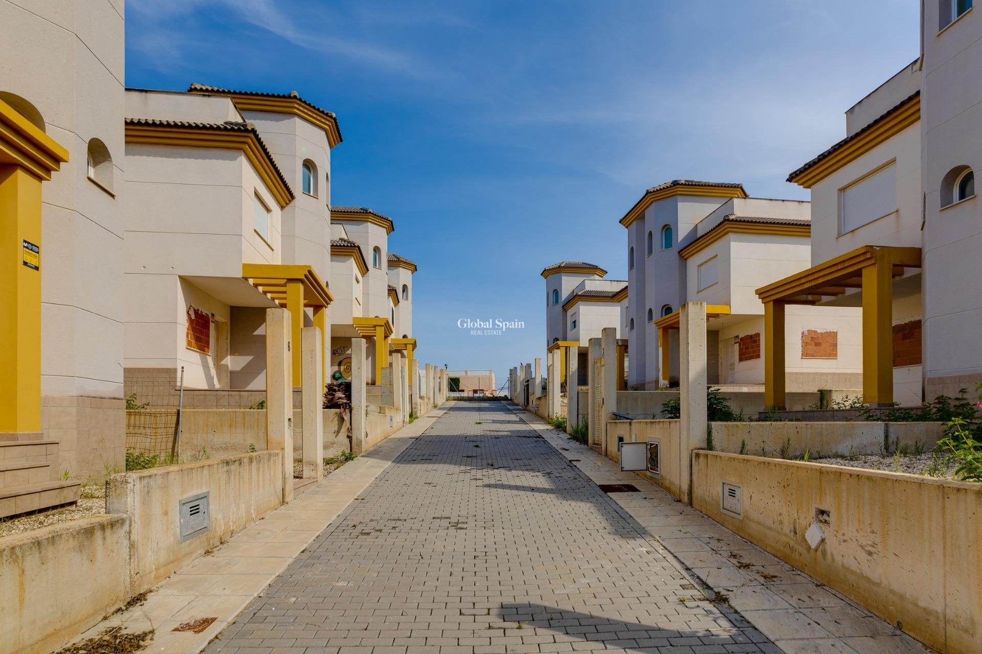 New Build - VILLA -
SAN FULGENCIO - El Oasis
