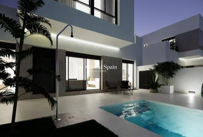 New Build - VILLA -
SAN FULGENCIO - Polideportivo