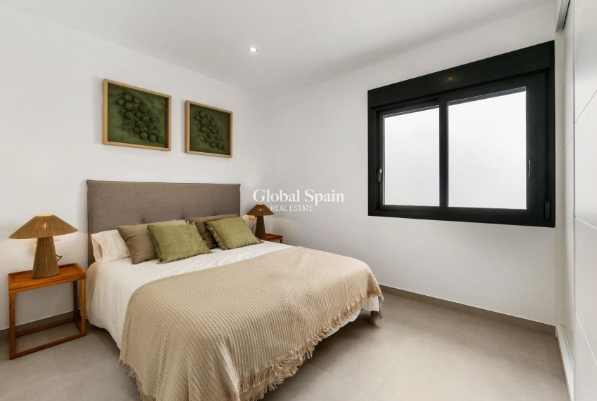 New Build - VILLA -
SAN PEDRO DEL PINATAR - Polideportivo