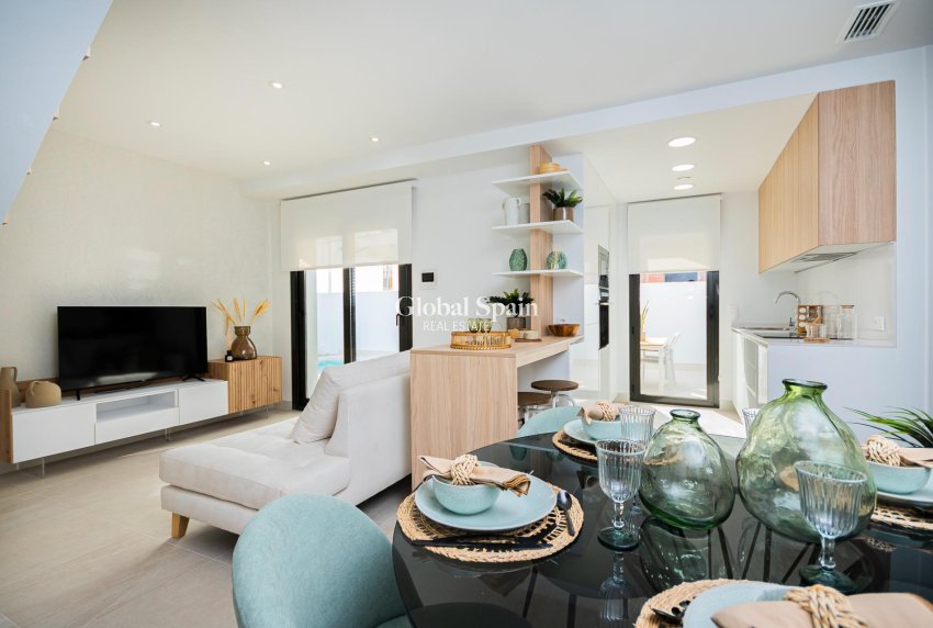 New Build - VILLA -
TORREVIEJA - Lago Jardín II