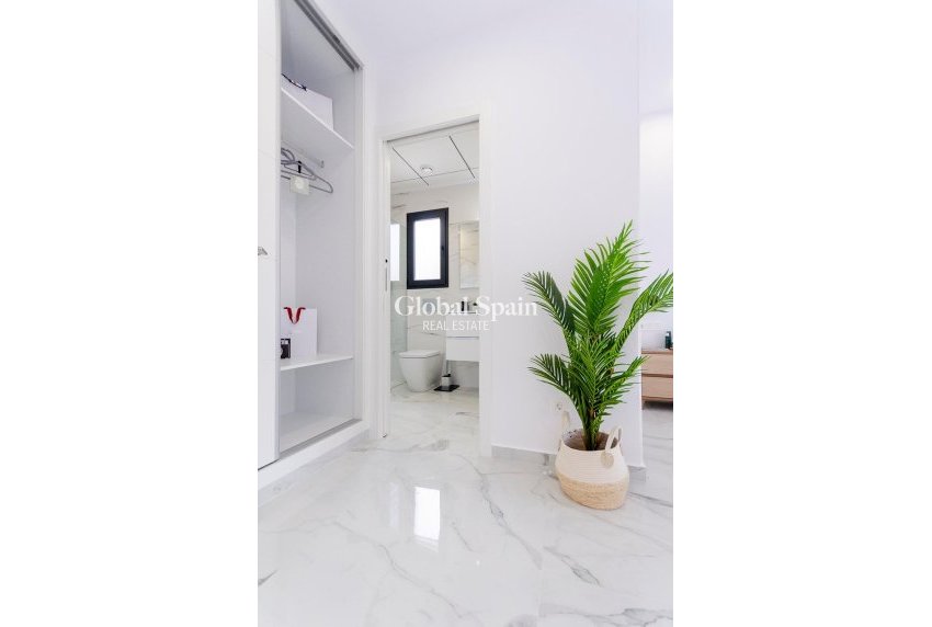 New Build - VILLA -
TORREVIEJA - Torretas