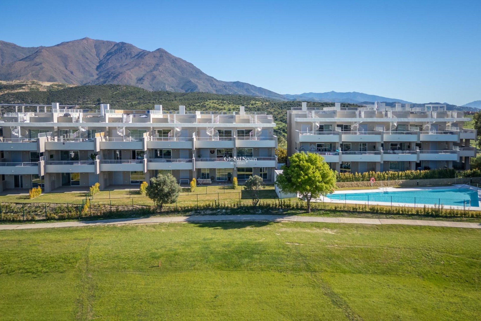 Nieuwbouw - APPARTEMENT -
ESTEPONA - Buenas Noches