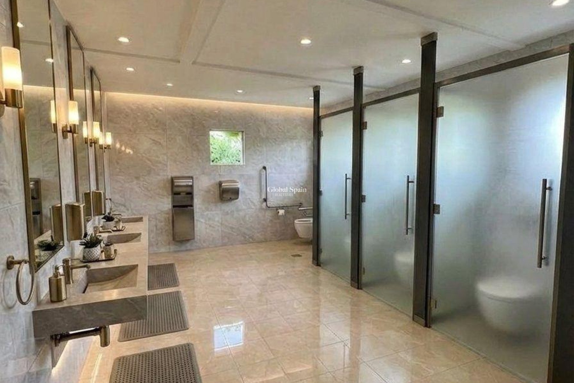Nieuwbouw - APPARTEMENT -
ESTEPONA - El Paraíso