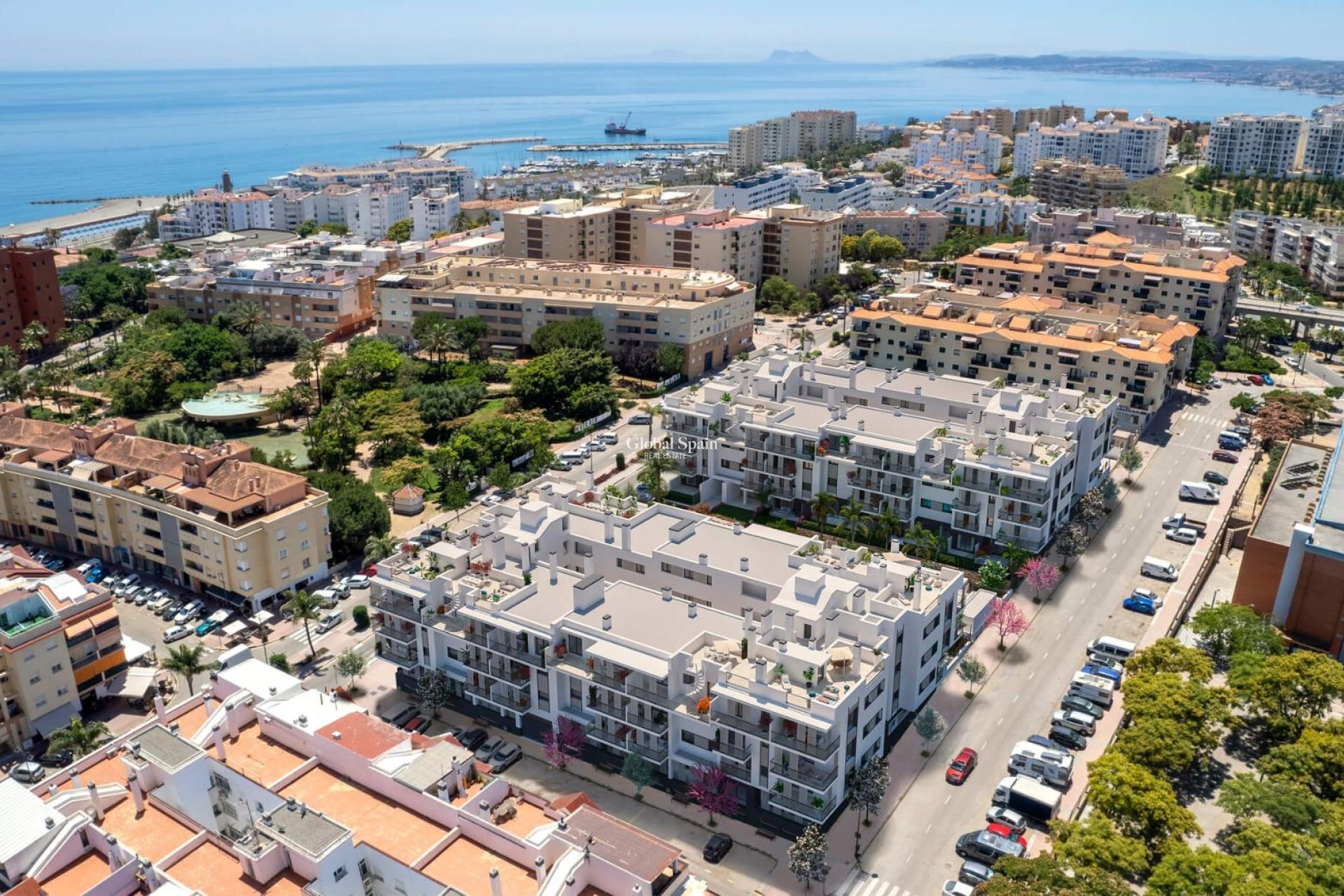 Nieuwbouw - APPARTEMENT -
ESTEPONA - Playa La Rada