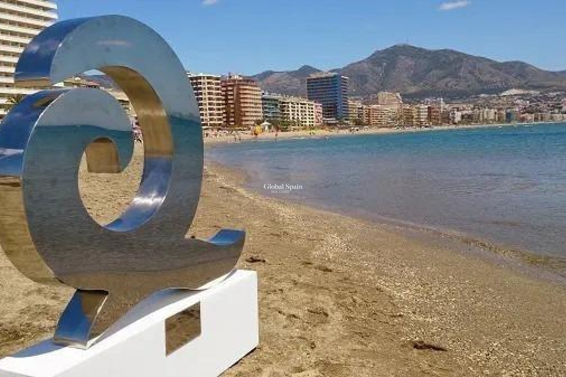Nieuwbouw - APPARTEMENT -
FUENGIROLA - Centro
