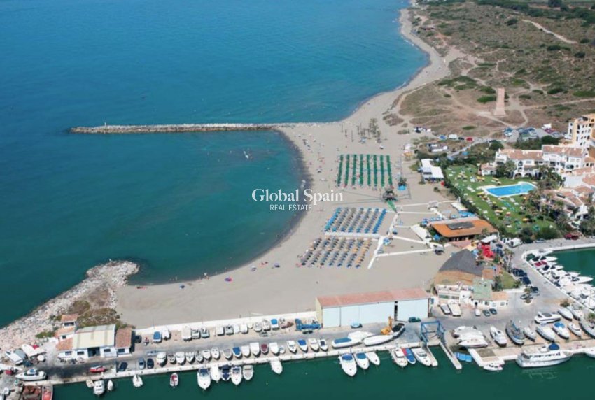 Nieuwbouw - APPARTEMENT -
MARBELLA - Cabopino