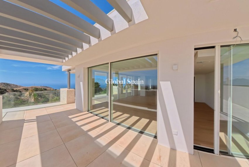 Nieuwbouw - APPARTEMENT -
OJÉN - El Soto De Marbella