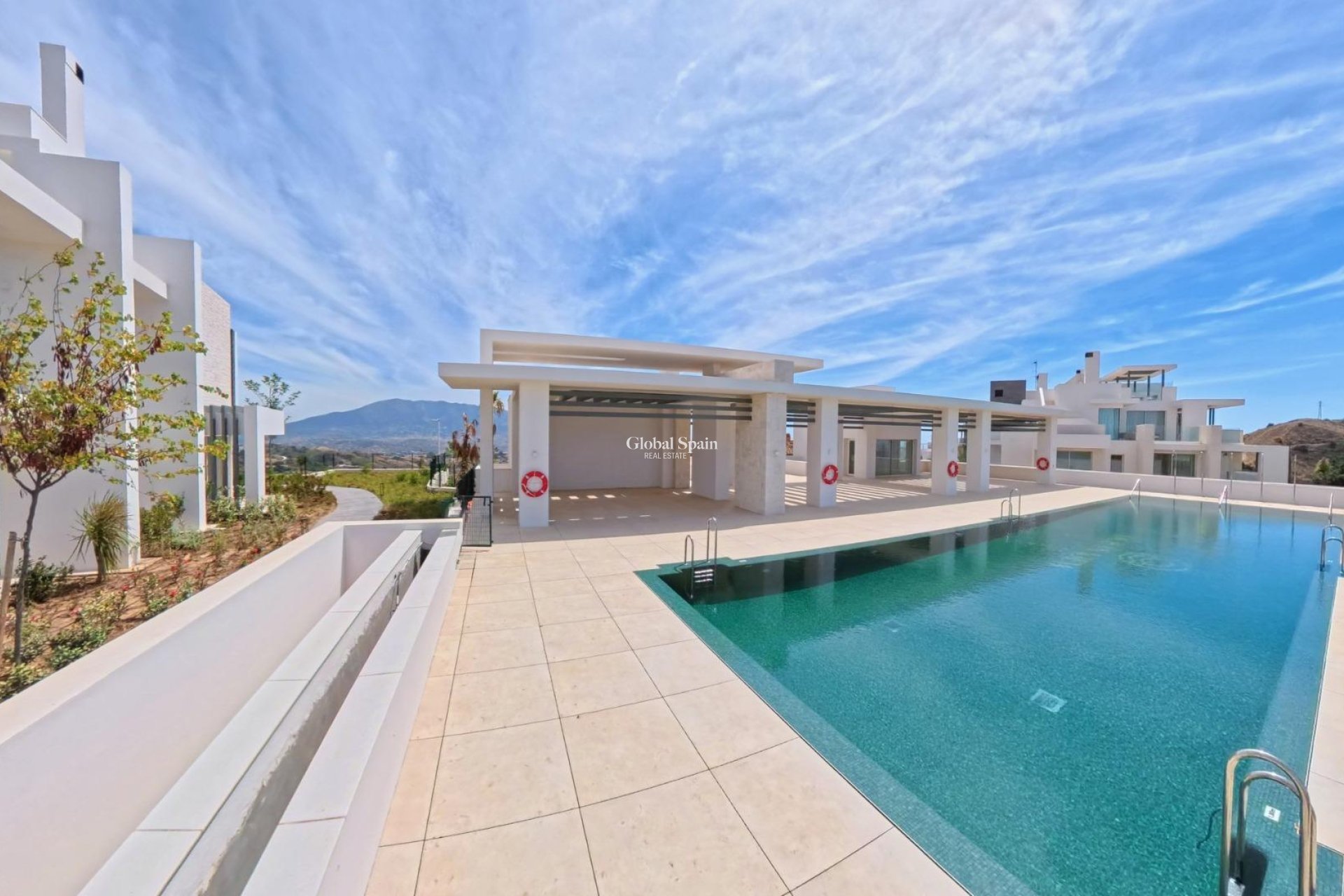 Nieuwbouw - APPARTEMENT -
OJÉN - El Soto De Marbella