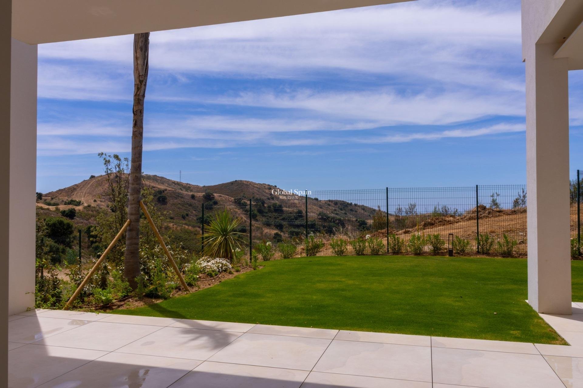 Nieuwbouw - APPARTEMENT -
OJÉN - El Soto De Marbella