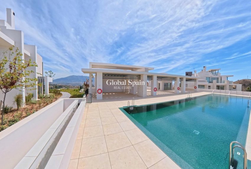 Nieuwbouw - APPARTEMENT -
OJÉN - El Soto De Marbella