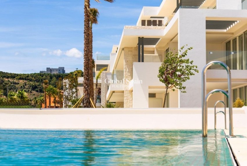 Nieuwbouw - APPARTEMENT -
OJÉN - El Soto De Marbella